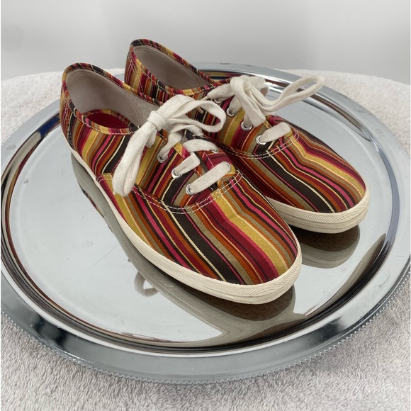 Keds Original‎ women’s canvas sneakers. US size 7 - Picture 1 of 8